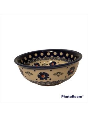 POLISH POTTERY BOWL BLUE WHITE GREEN FLORAL HANDMADE HOME CEREAL FRUIT DINING